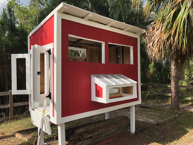 Nest box installed. Ready to install the front door and box separators